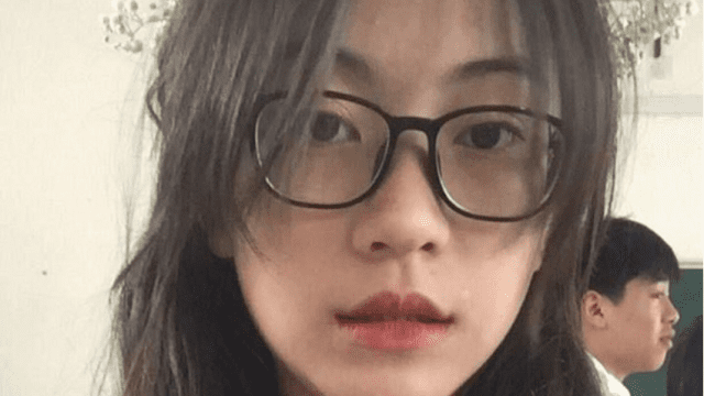Bé ngoan học sinh cấp 3 gọi video call thủ dâm cùng bạn trai